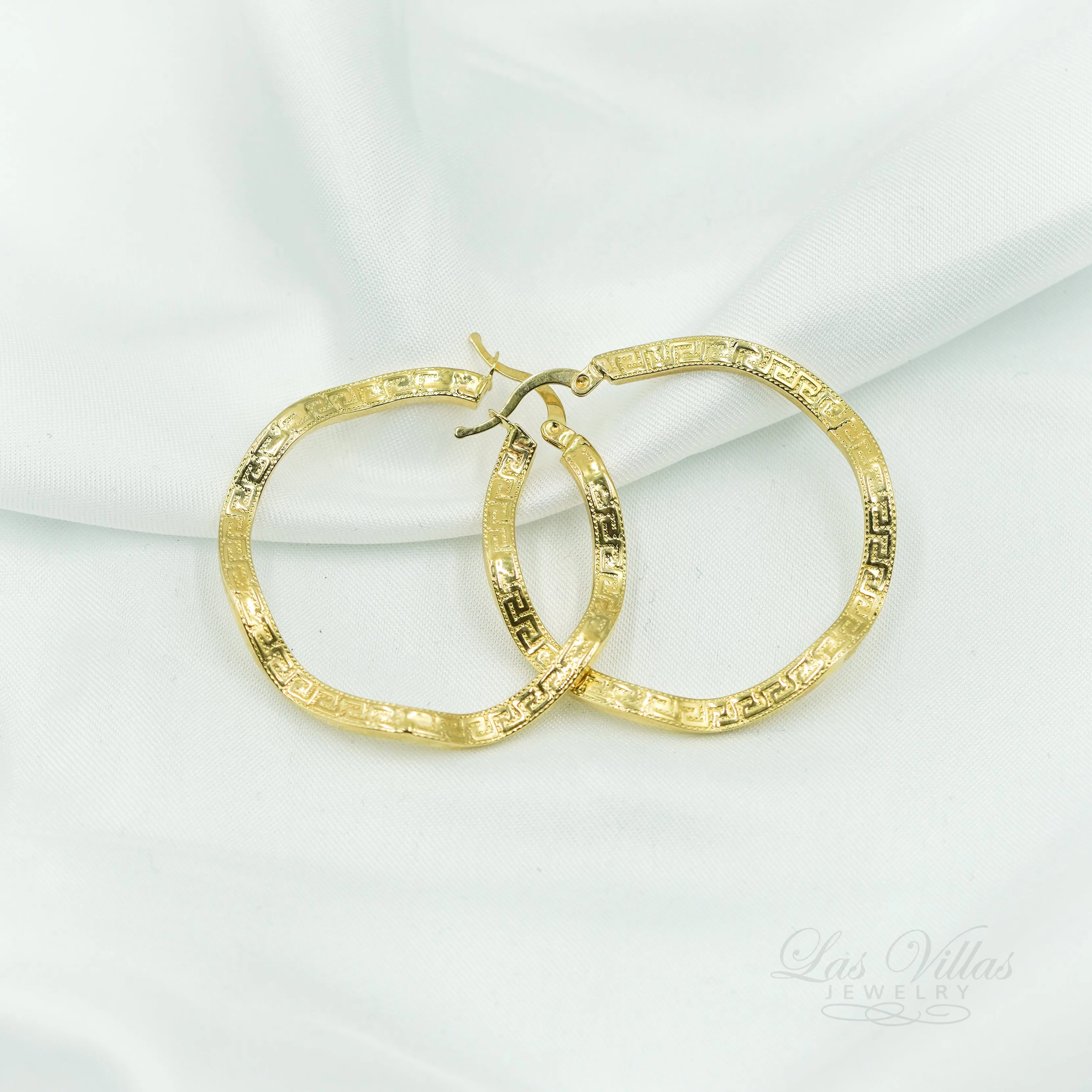 14K zig-zag fashion Gold hoop earrings